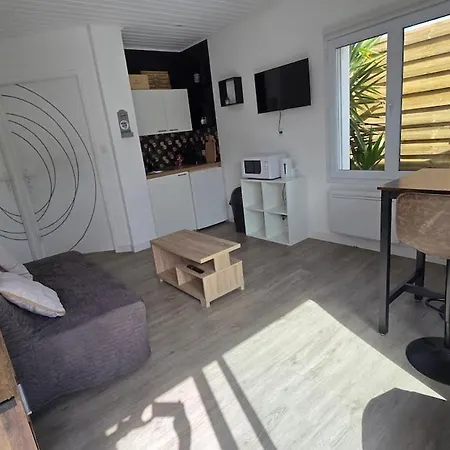 Petite Maison Et Exterieur Coconning Sans Vis A Vis *