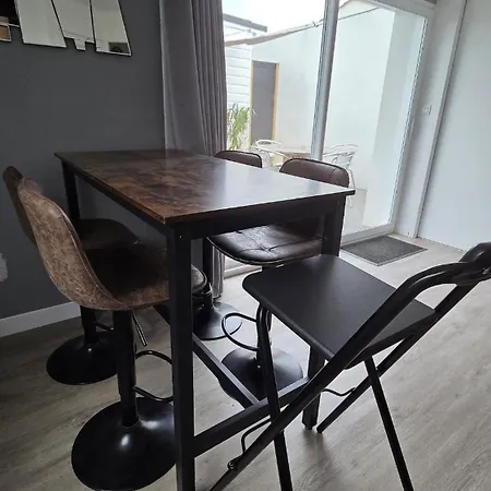 Petite Maison Et Exterieur Coconning Sans Vis A Vis